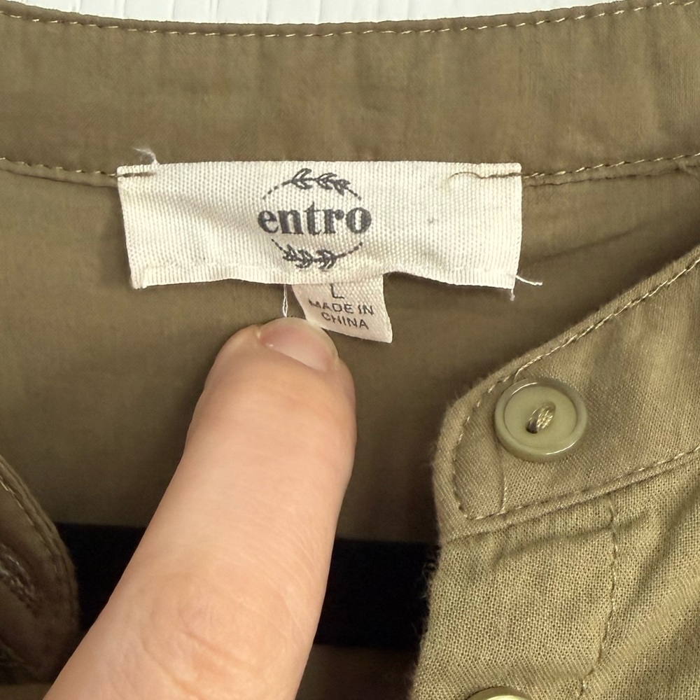 entro Olive Green Embroidered Button-Front Blouse - Picture 4 of 6